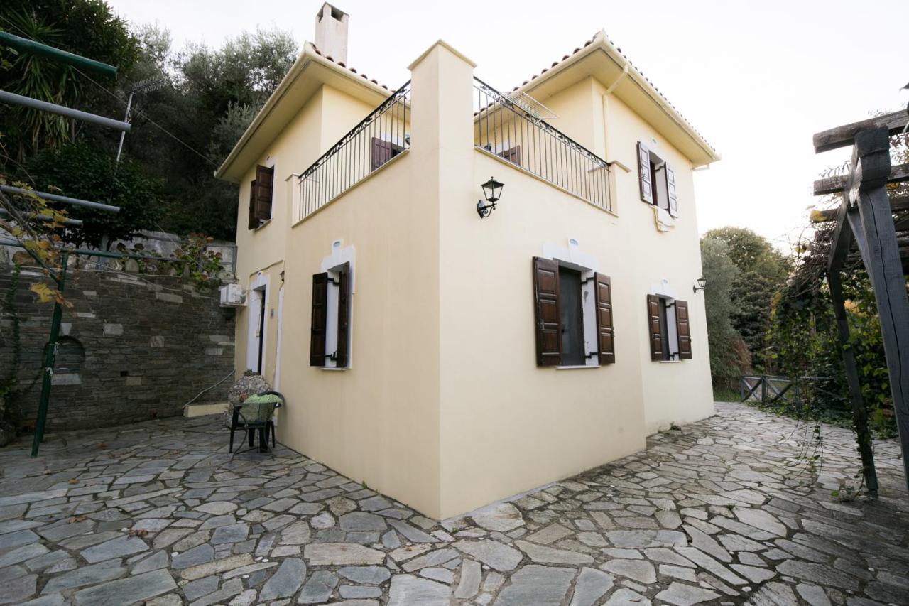 Niriides Apartment Agios Ioannis  Bagian luar foto
